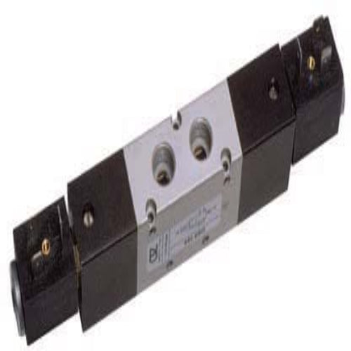 AZ Pneumatica Solenoid Valves 01.040.3 (522 EED): AZ Pneumatica 5/2 1/4" Dual Solenoid Pilot, With differential, Without Coil